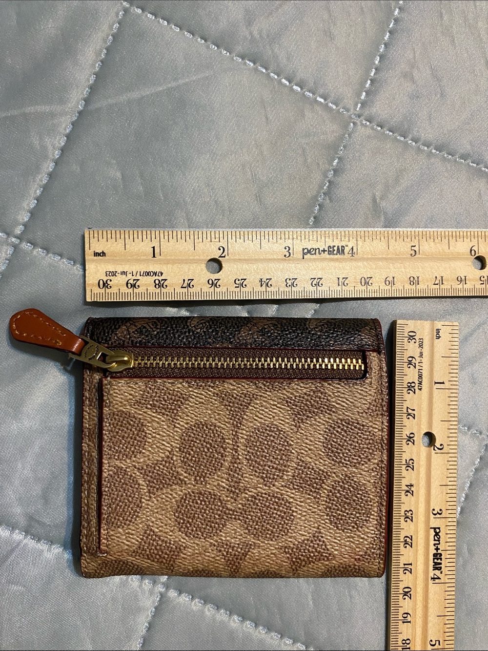 Coach Envelope Wallet - Picture 2 of 6